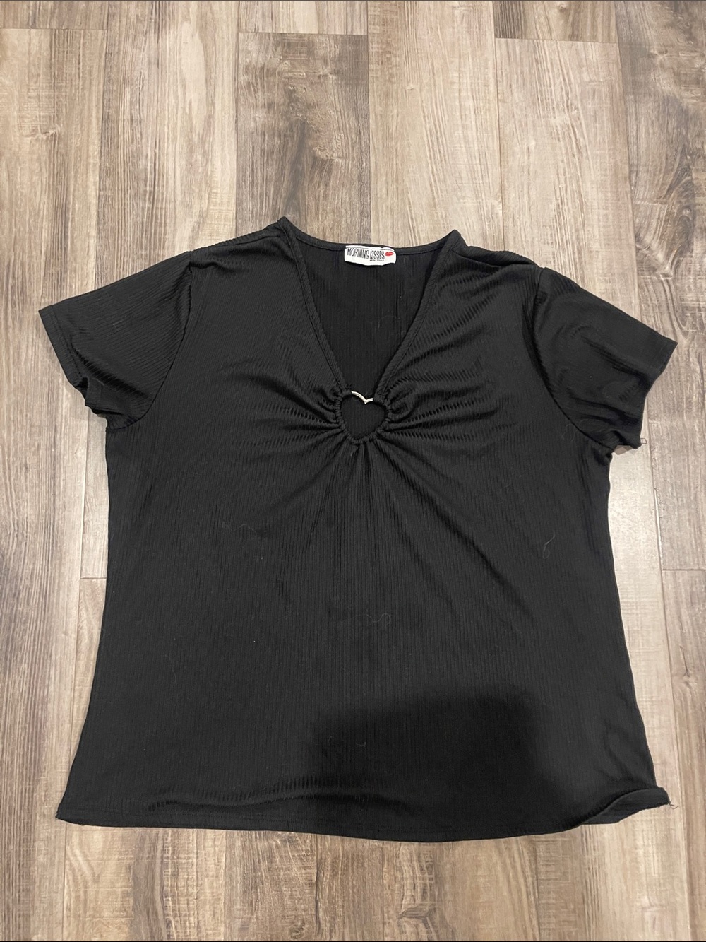 Black Heart-Ring Short Sleeve Top by Unknown Brand